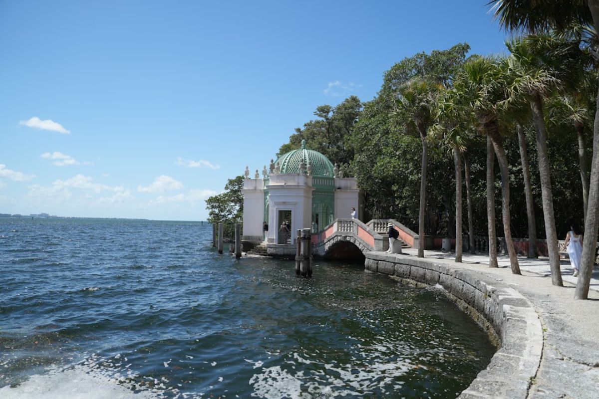 Naples Braces for Soggy Holiday Weekend 1 featured 1751712693.820002 116588be Naples Braces for Soggy Holiday Weekend