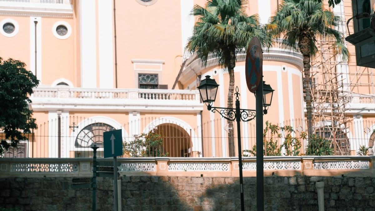 Naples Weather Update 1 featured 1751287835.520688 1731928f Naples Weather Update
