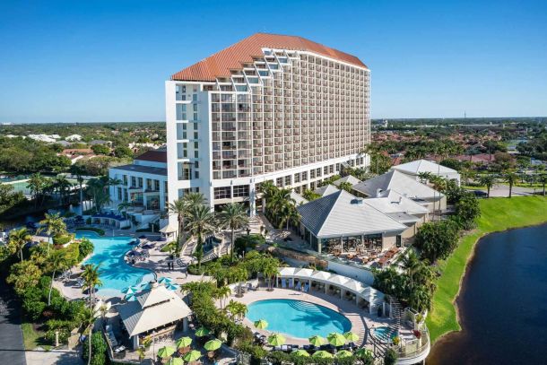 naples grande beach resort 1 481612da Experience the Magic of Naples A Guide to Must-See Attractions