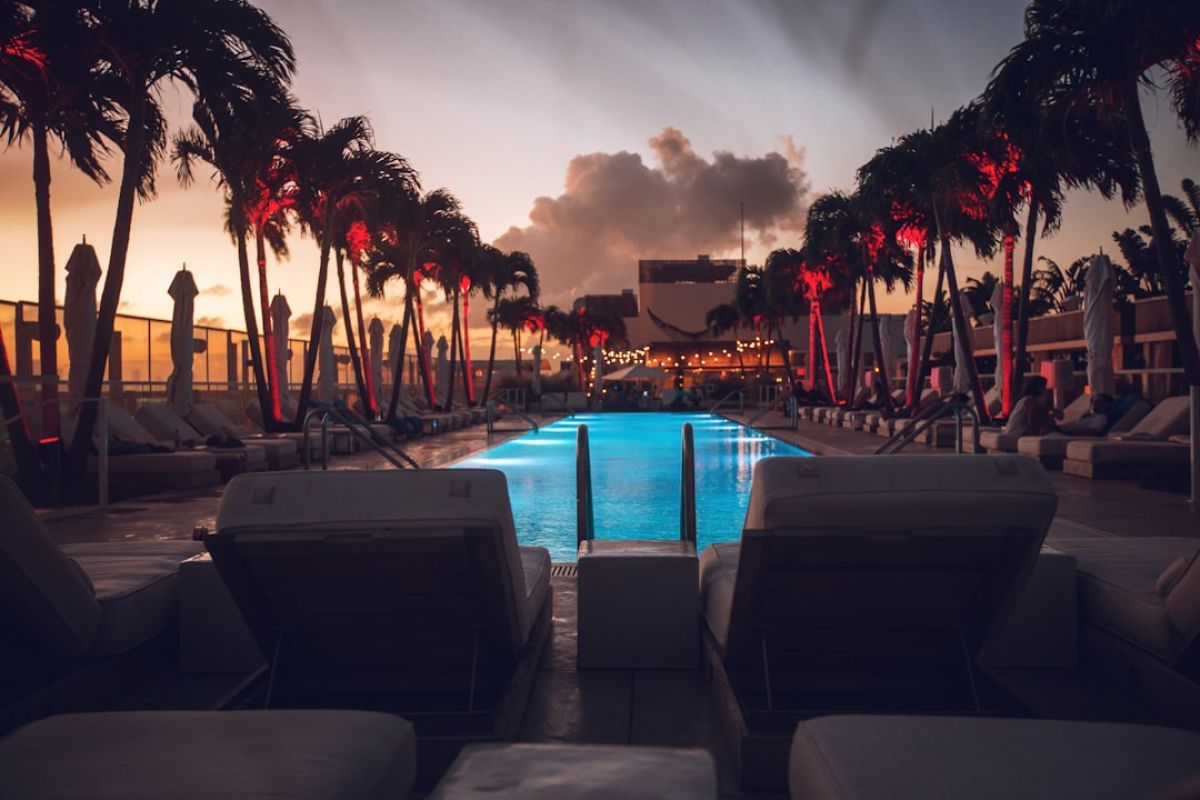 Saddle Up for Westerns in Naples 1 featured 1754293674.68123 51de40e4 Saddle Up for Westerns in Naples