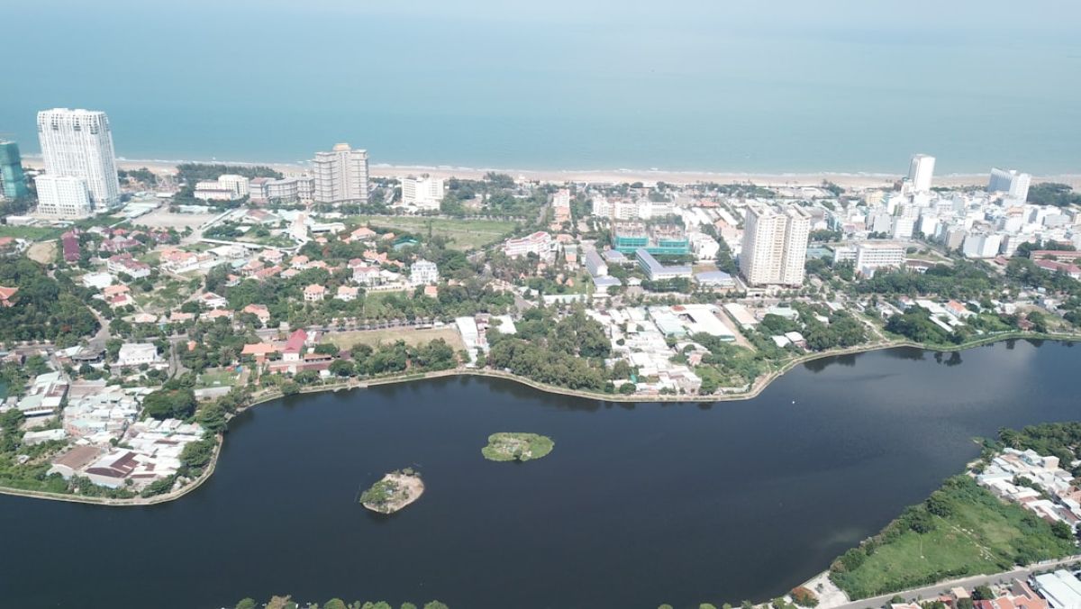 featured 1751421163.634813 be61cc41 Naples Weather Update