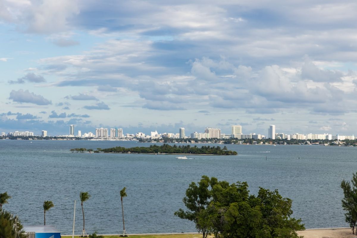 featured 1751331035.044828 d2219326 Naples Braces for July 4th Storm